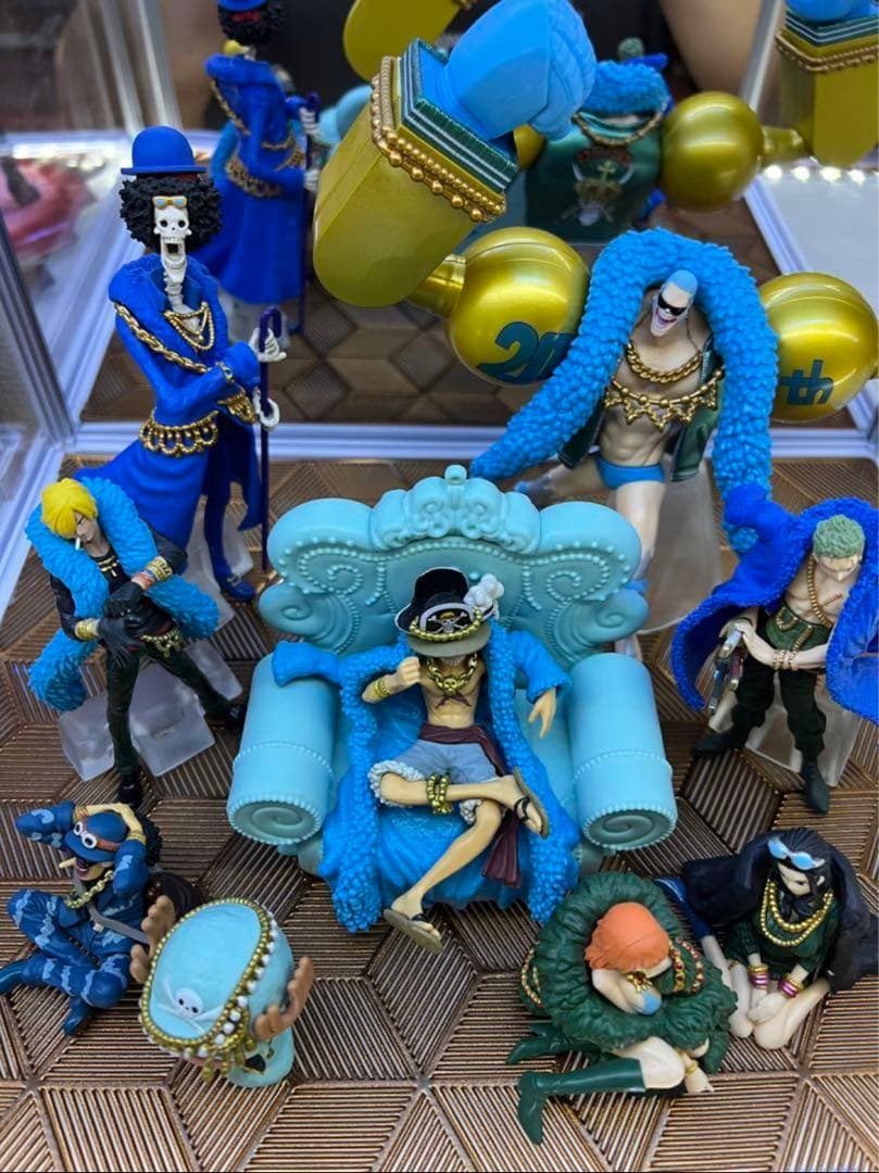 ワンピース 20th Anniversary フィギュア 麦わらの一味 - メルカリ