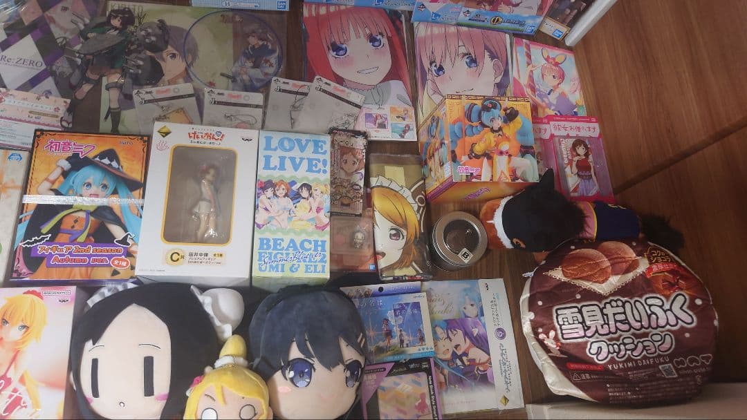 アニメグッズまとめ売り　150点以上