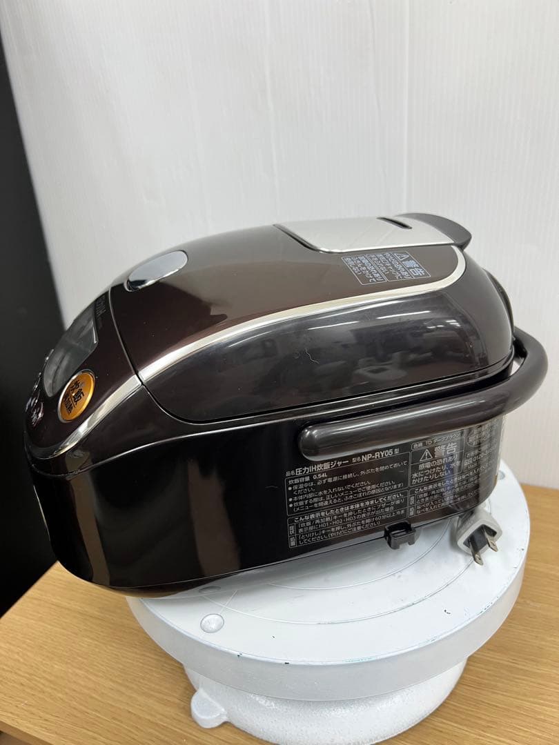 ZOJIRUSHI 圧力IH炊飯器 NP-RY05 0.54L 2020年製