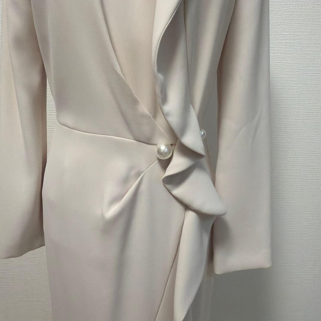 タイトワンピース