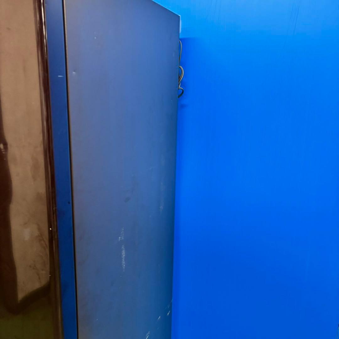 539 関東配送　大型冷蔵庫　300L強　自動製氷機付　右開き　大人気モデル