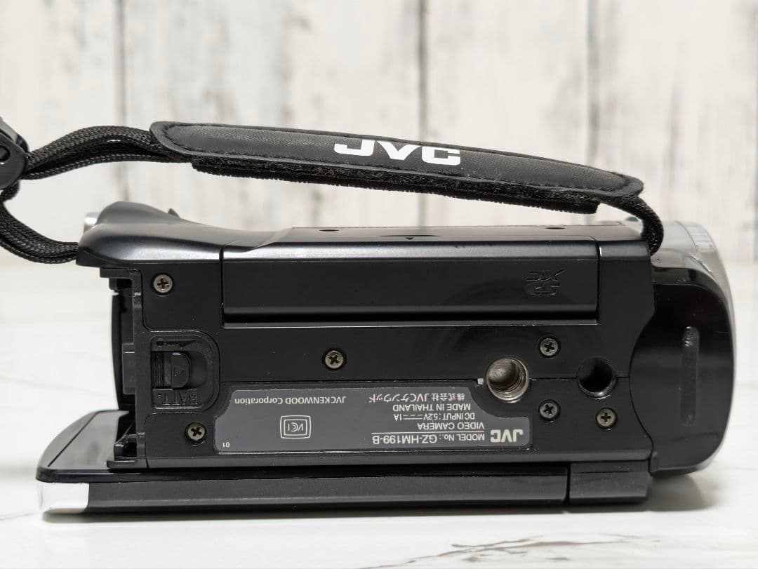 JVC　GZ-HM199　SDカード&充電器セット　17年製