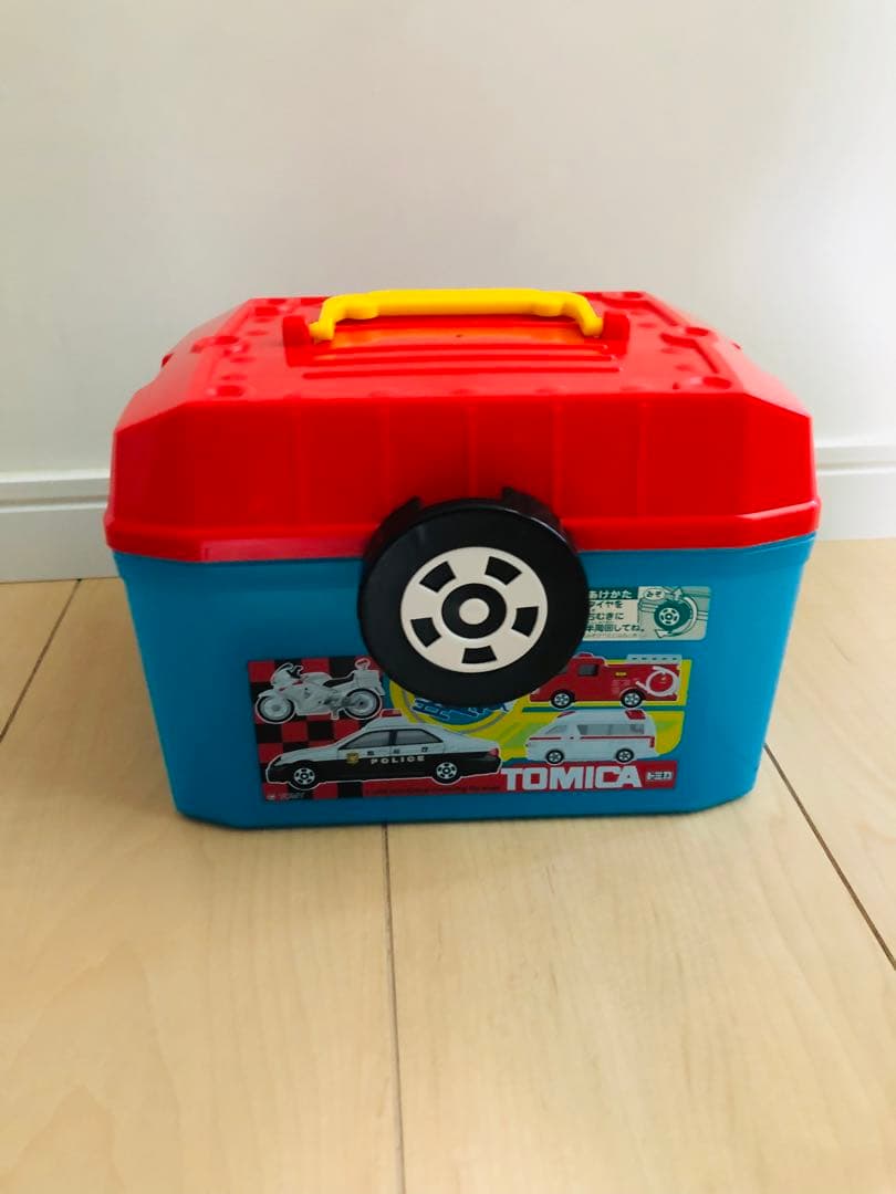 トミカ　パーキング・高速道路・ビルドシティ等色々セット