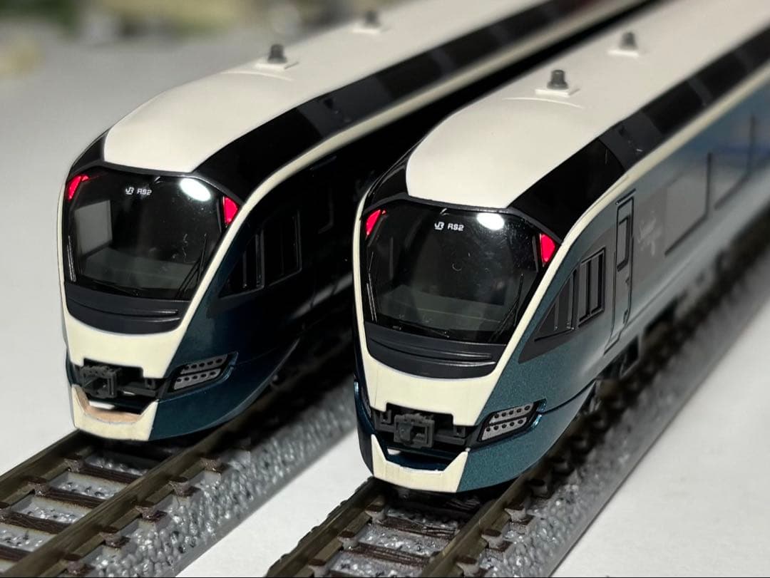 KATO 10-1661/1662 E261系 サフィール踊り子