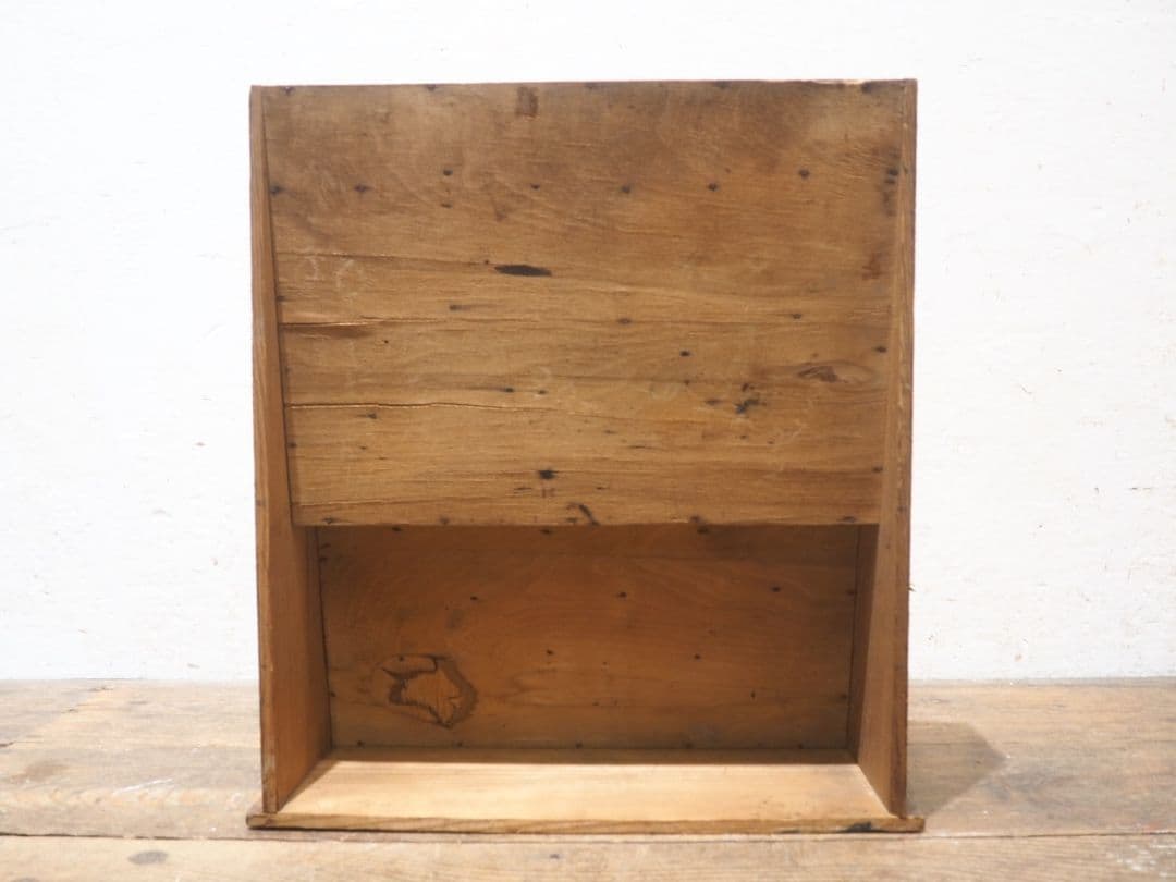 1233 昭和レトロ ガラス蓋付の収納ケース 飾り棚 ラック 古家具 ビンテージ