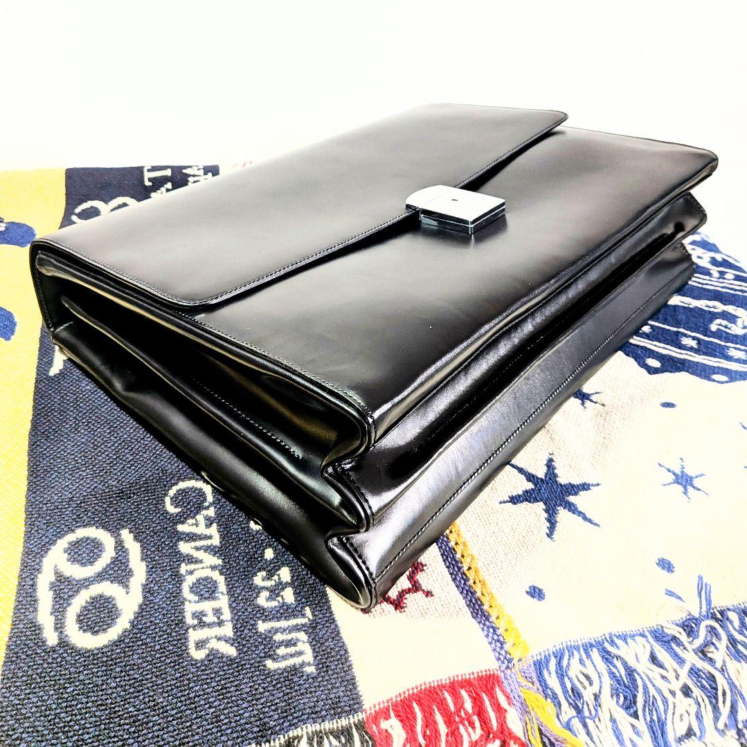 Pineider ピナイダー レザー ビジネスバッグ　黒