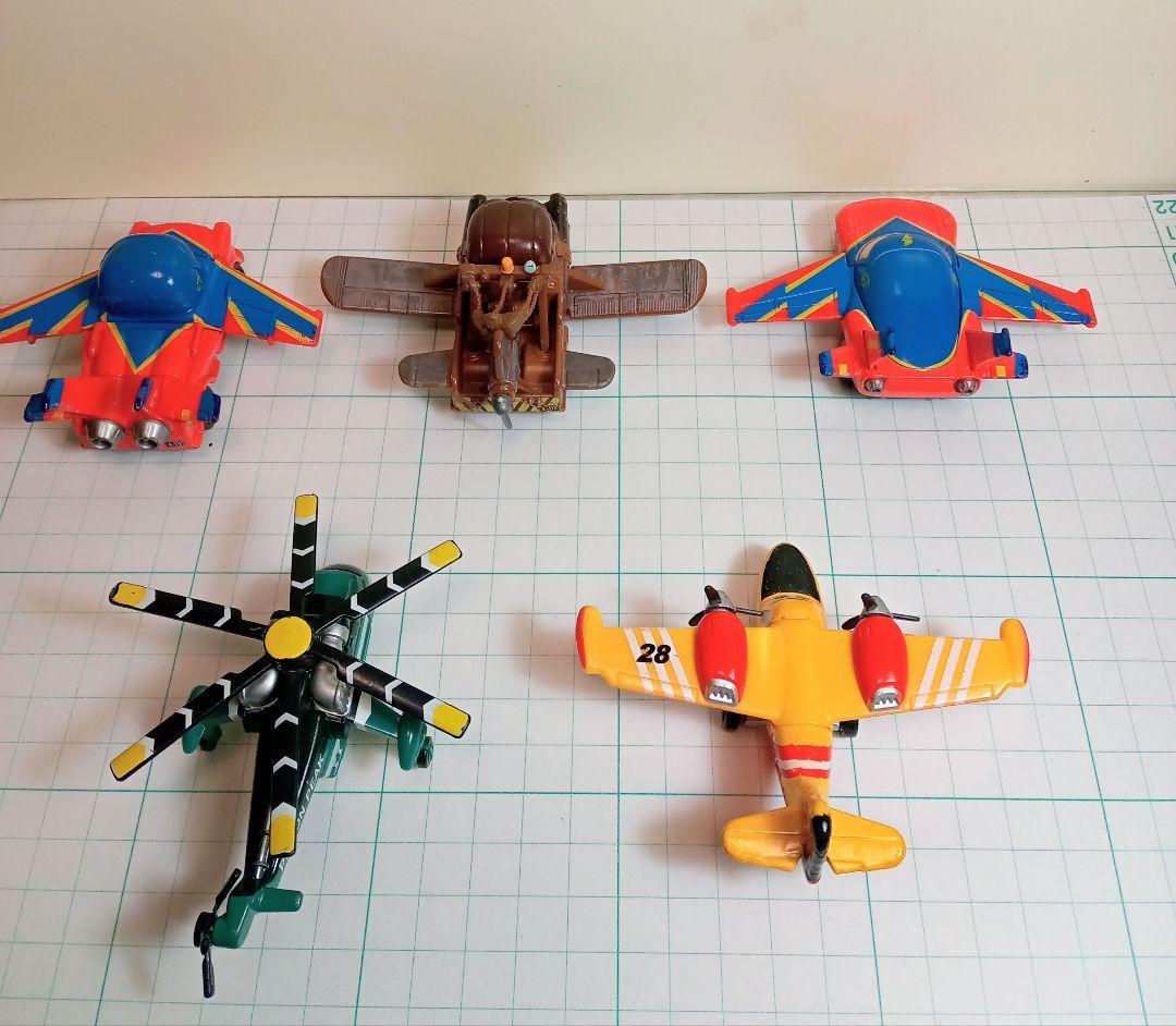 トミカディズニーカーズ5台