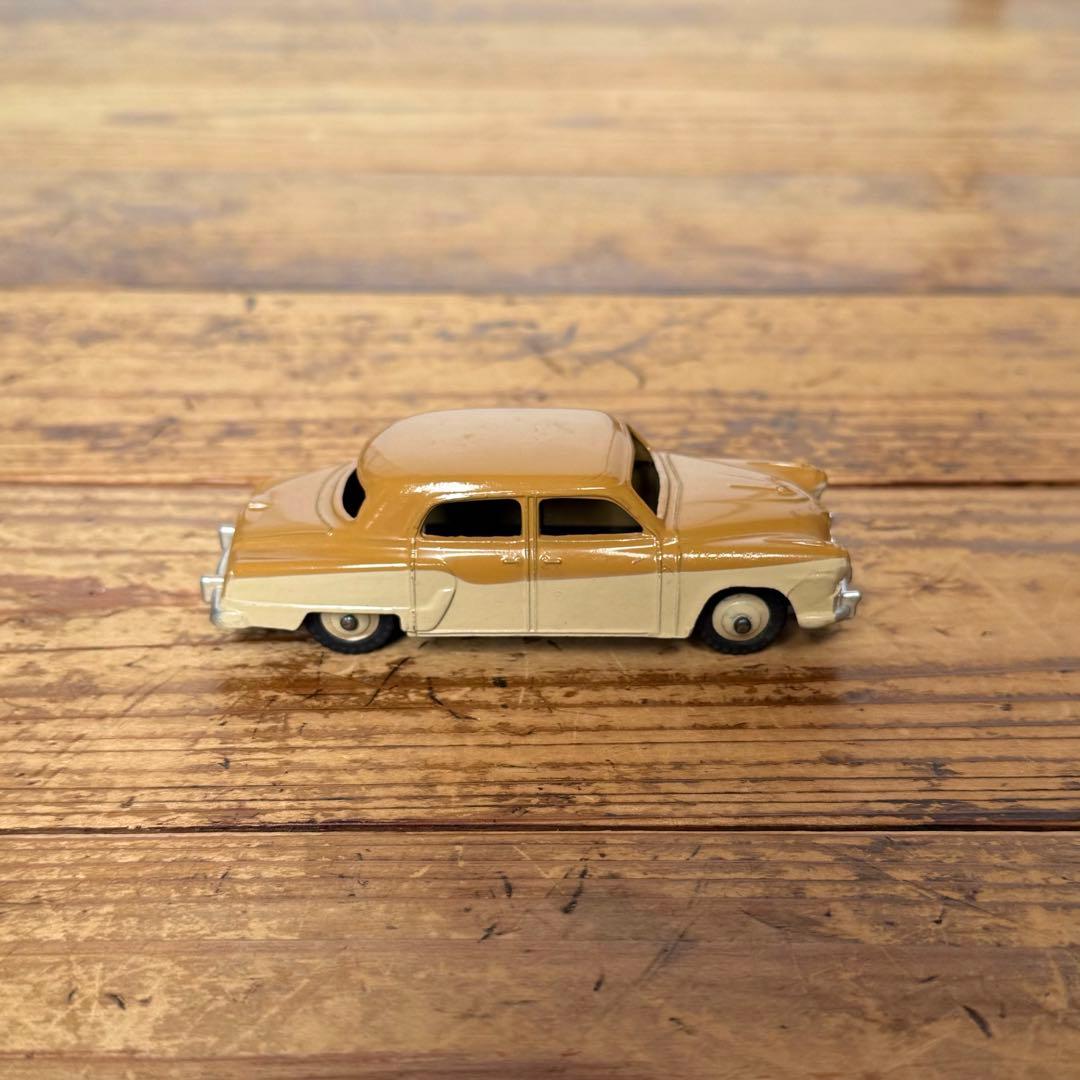 ディンキー　dinky ビンテージ　ミニカー スチュードベーカー 昭和 レトロ