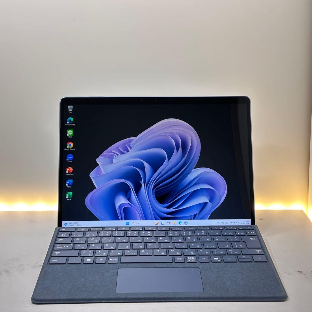 【サファイア】【新品同様】Surface Pro 9 Core i5/8/256
