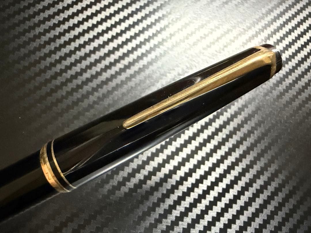 美品 モンブラン No.22 ブラック F 細字 万年筆 - メルカリ