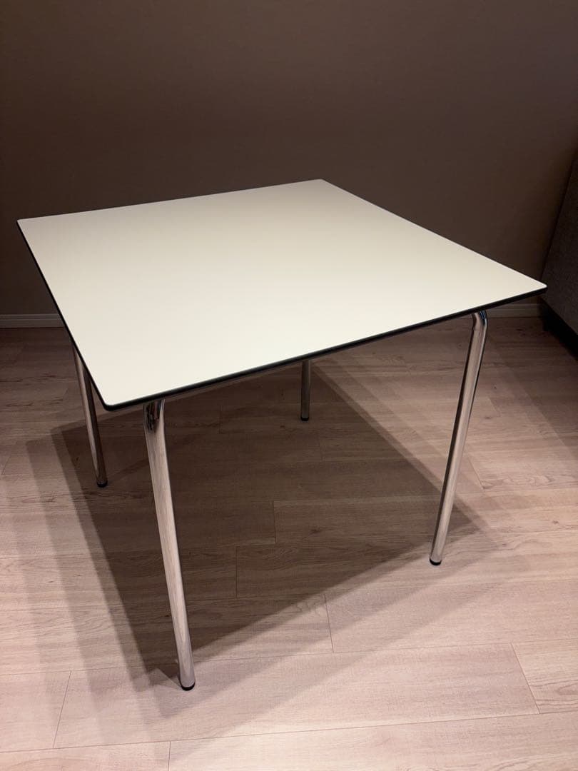 vitra ヴィトラ　HAL ハルテーブルスクエア　北欧スタイル　モダン　美品