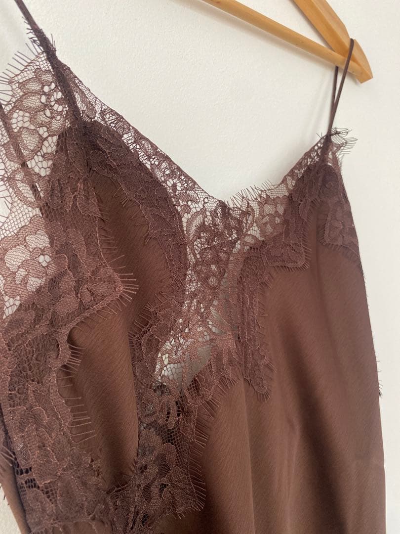 【ZARA】日本完売品 XS ●アシンメトリーレースワンピース●ブラウン