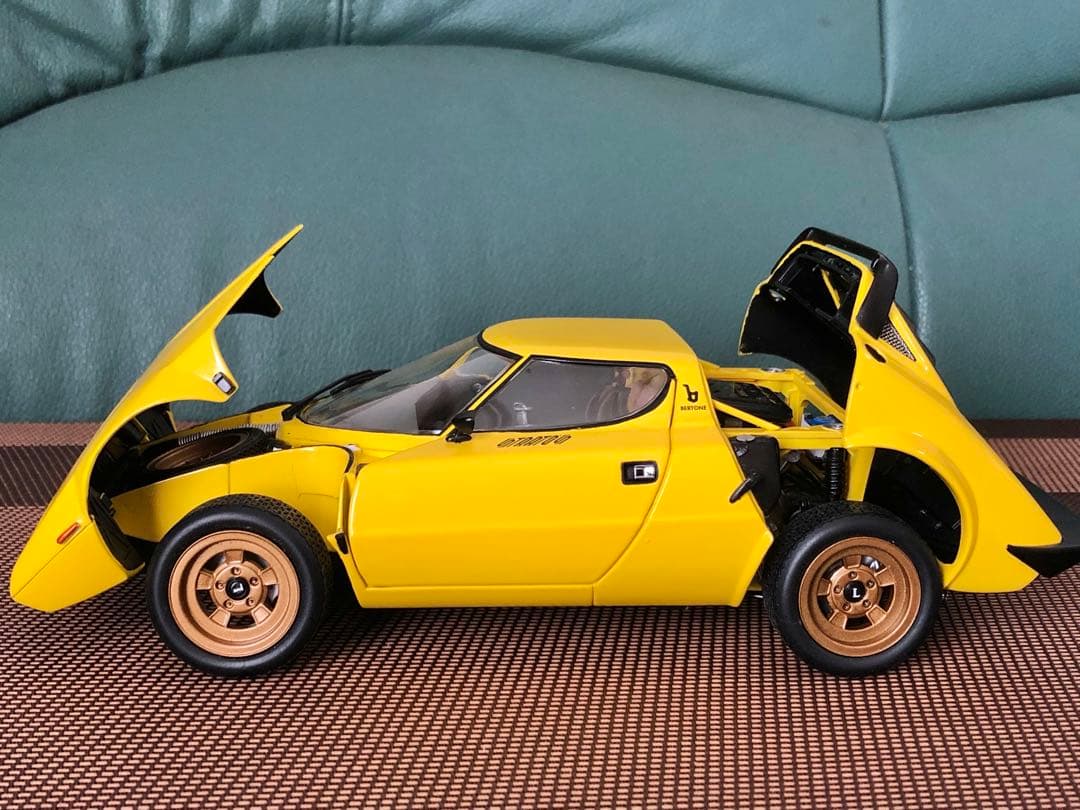 ★絶版！￼￼京商1/18 ランチア ストラトス￼ HF イエロー￼