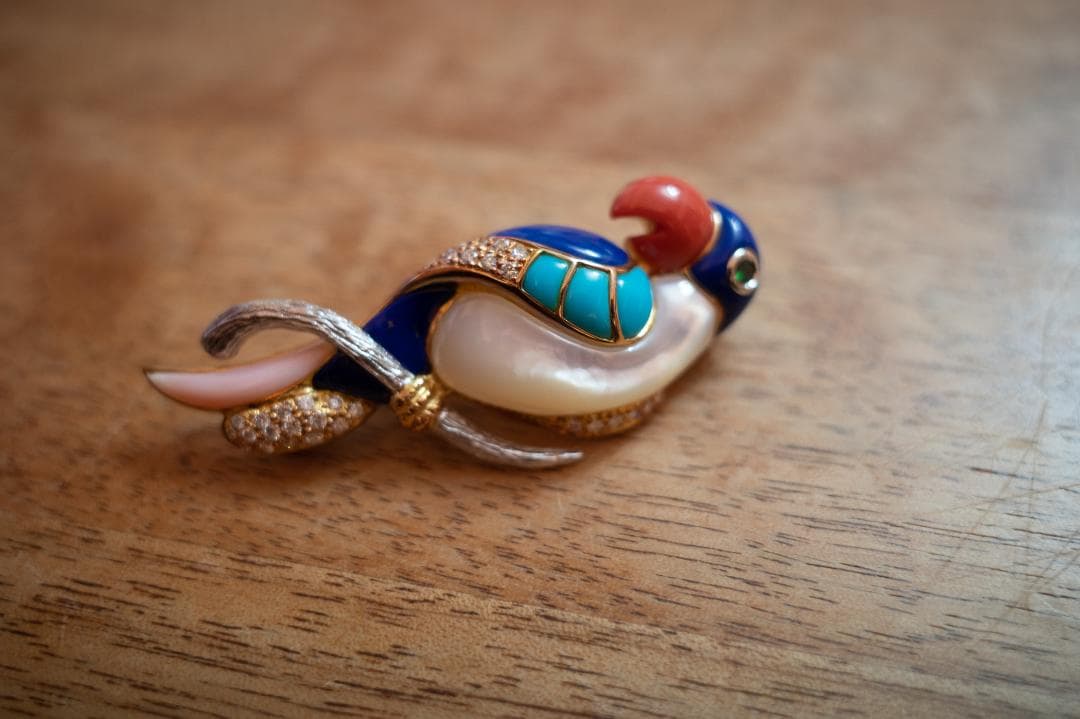 ヴィンテージ ブローチ 鳥モチーフ マザーオブパール エナメル - メルカリ