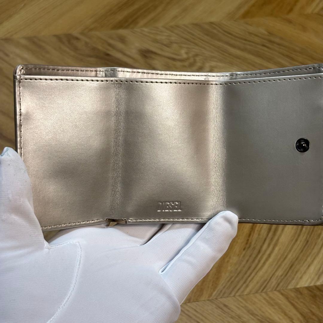 未使用品】DIESEL ディーゼル 三つ折り財布 ミニ財布 男女共用