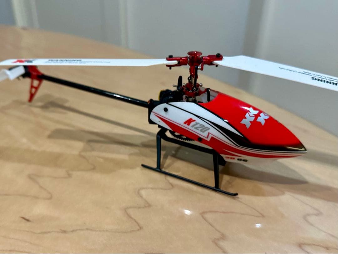 ハイテック K120 ヘリコプター