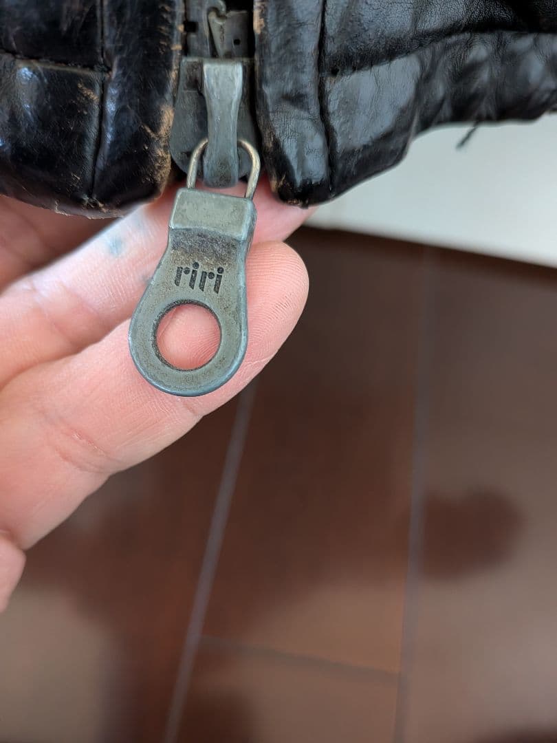 バックラッシュ イサムカタヤマ シングルライダース カーフ サイズSの