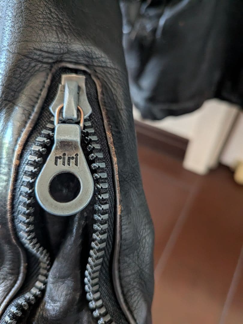 バックラッシュ イサムカタヤマ シングルライダース カーフ サイズSの