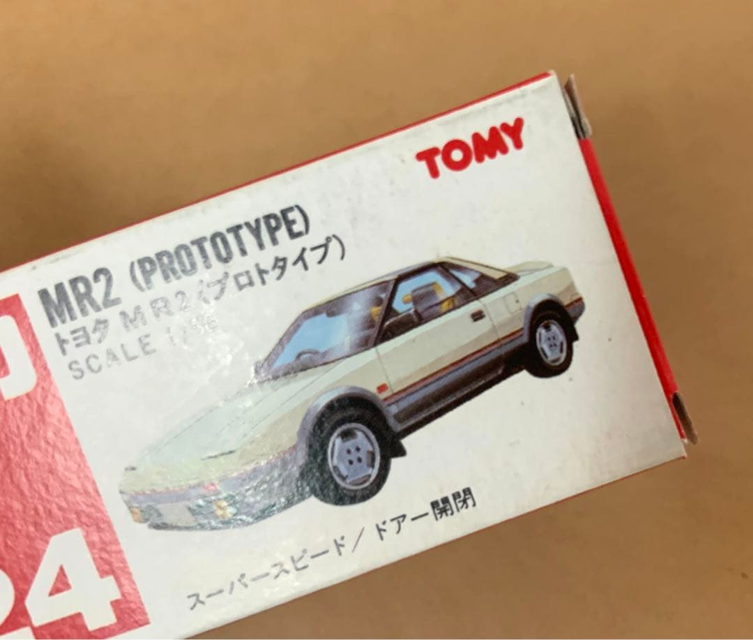 赤箱　トミカ24　トヨタ MR2 プロトタイプ　日本製　ホワイト　シート赤