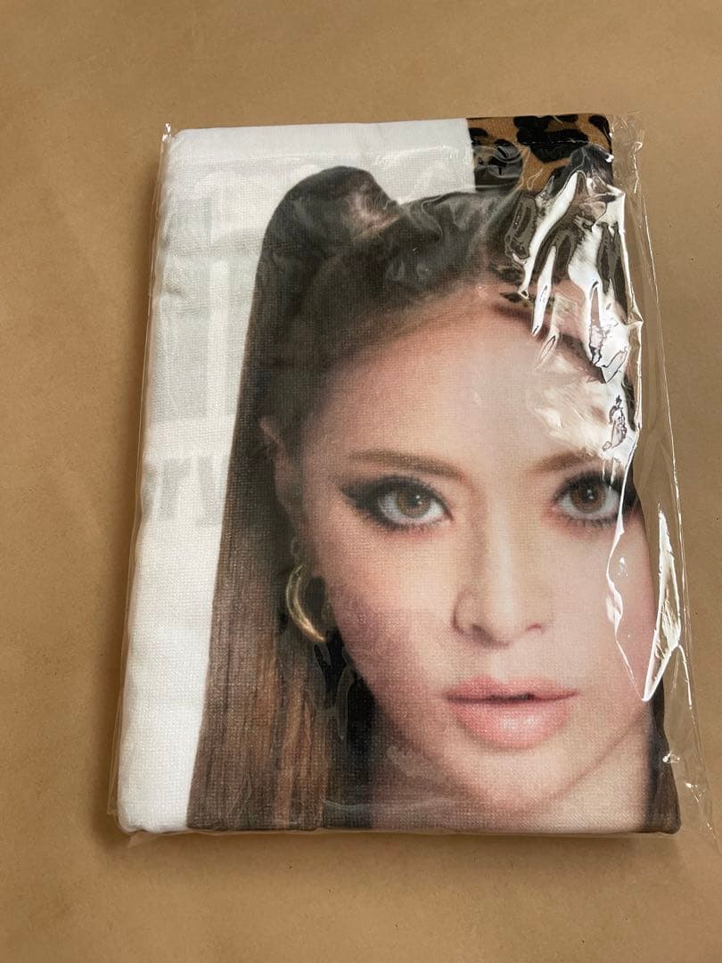 浜崎あゆみ ビッグタオル - メルカリ