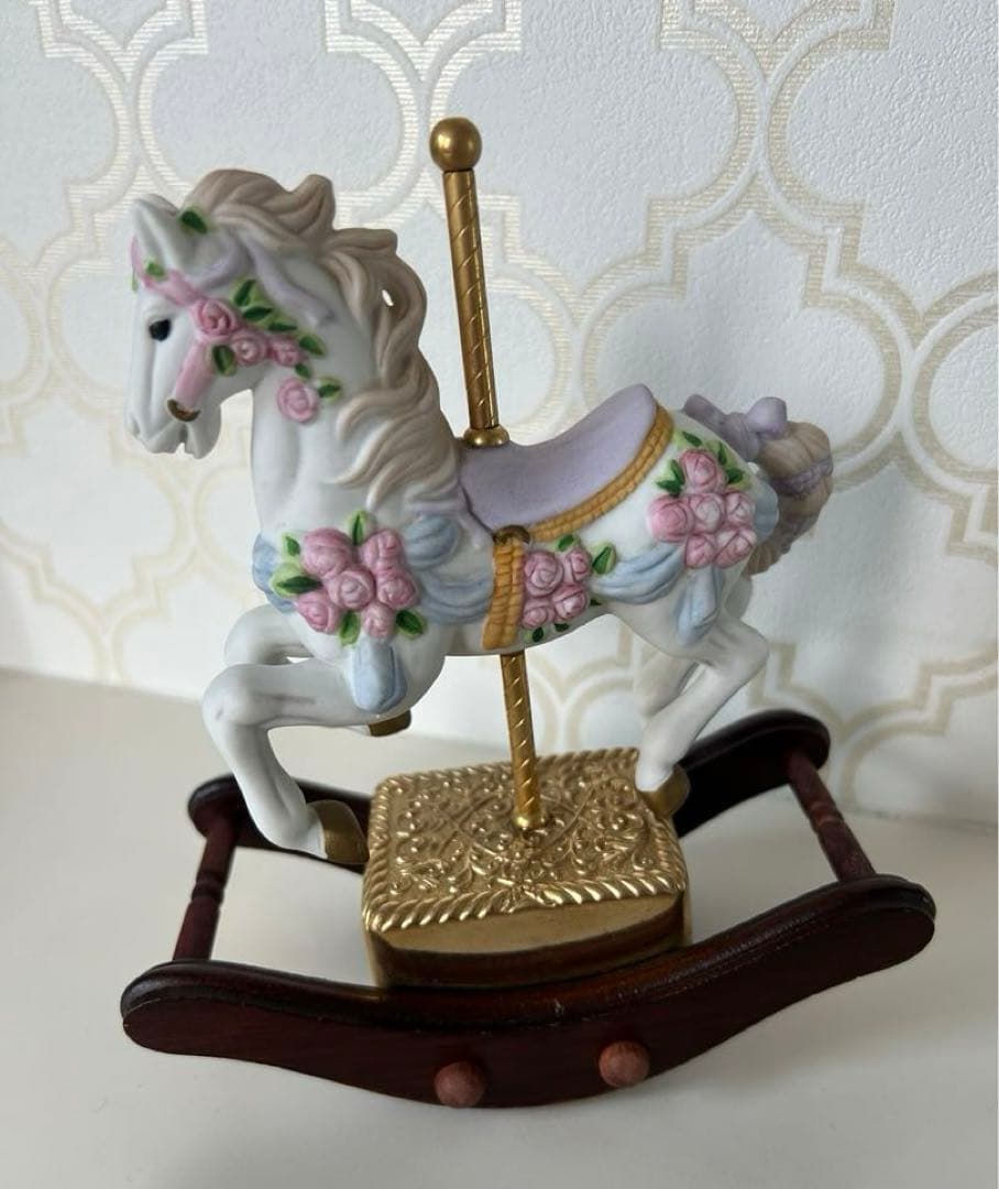 MUSIC BOX COMPANY＊ オルゴール メリーゴーランド　馬