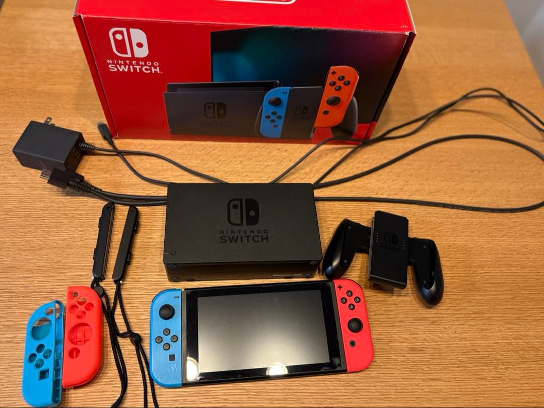 【箱あり】Nintendo Switch 本体 初期化済み 付属品完備 おまけ付