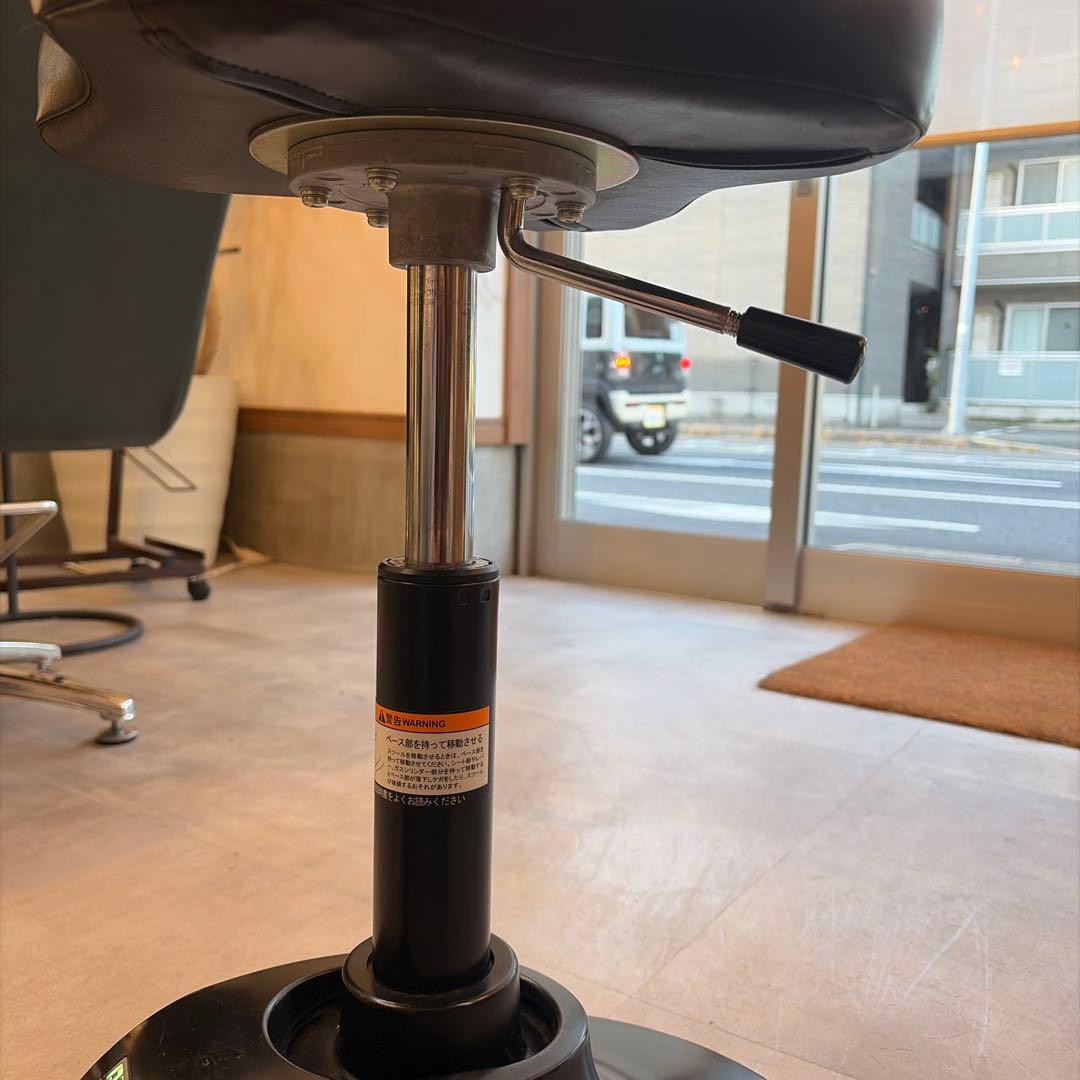 タカラベルモンド　YUME スツール　チェア