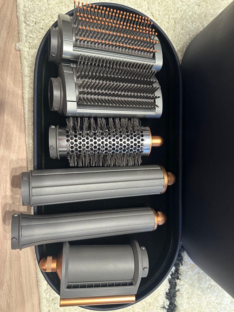 dyson airwrap カールドライヤー