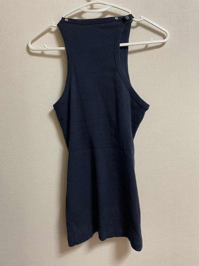 jun mikami タンクトップ