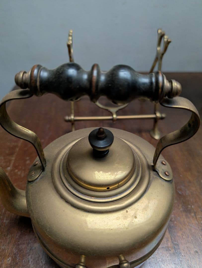 イギリスアンティーク ティータイム卓上ケトル アフタヌーンティー