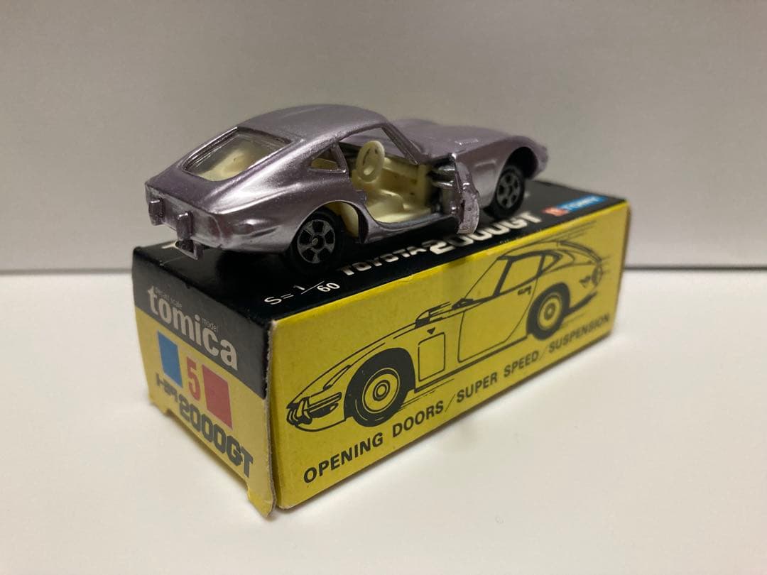 トミカ　黒箱　日本製　トヨタ　2000GT 1Aホイール