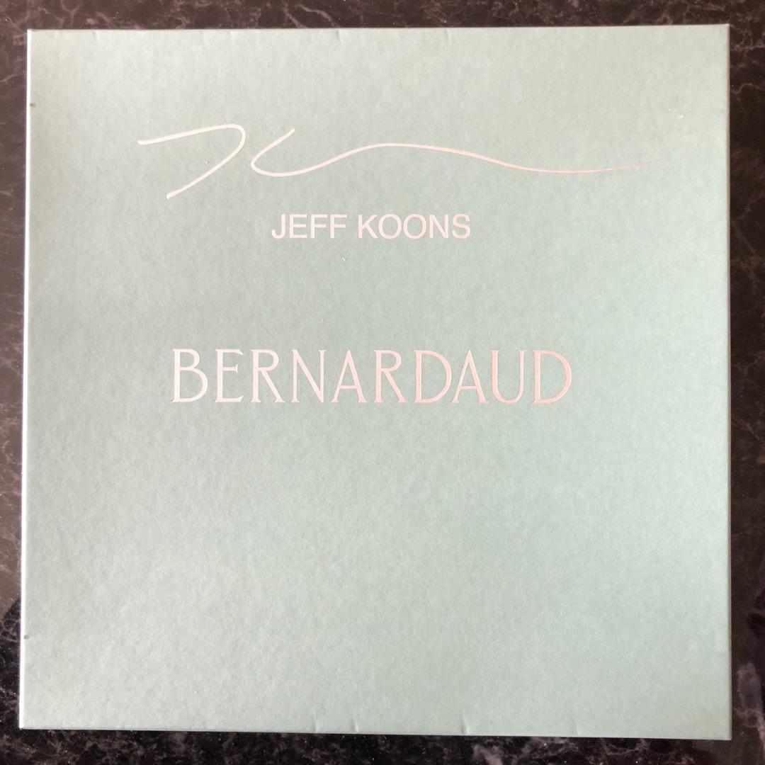 ジェフ・クーンズ(Jeff Koons)《スプリット・ロッカー プレート》