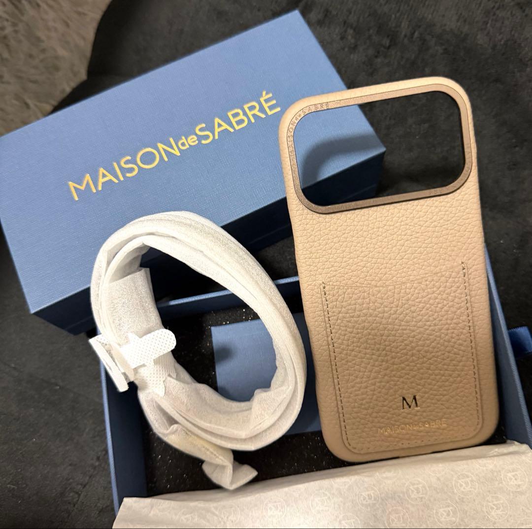 新品未使用】Maison de SABRE iPhone17 pro max - メルカリ