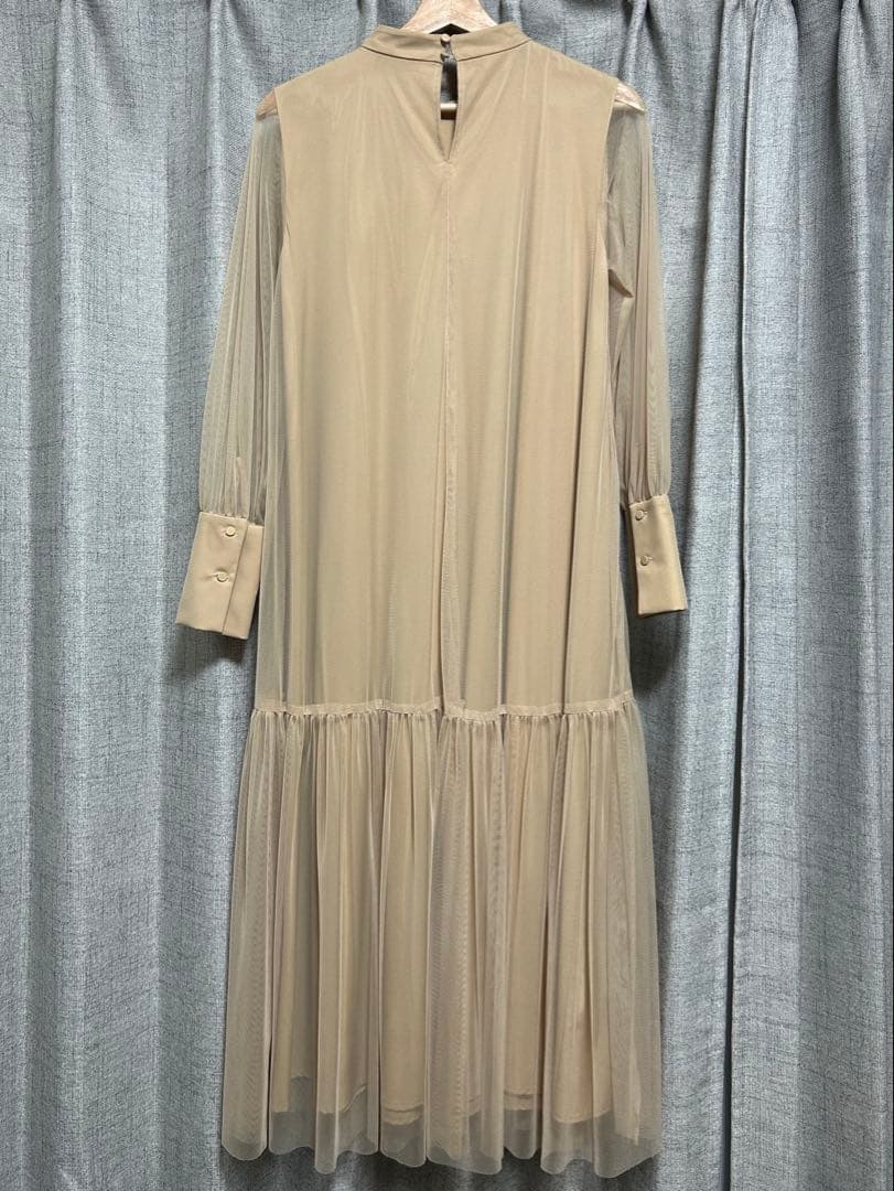 KATOチュールハイネックワンピース　CAPRICIEUX LE'MAGE