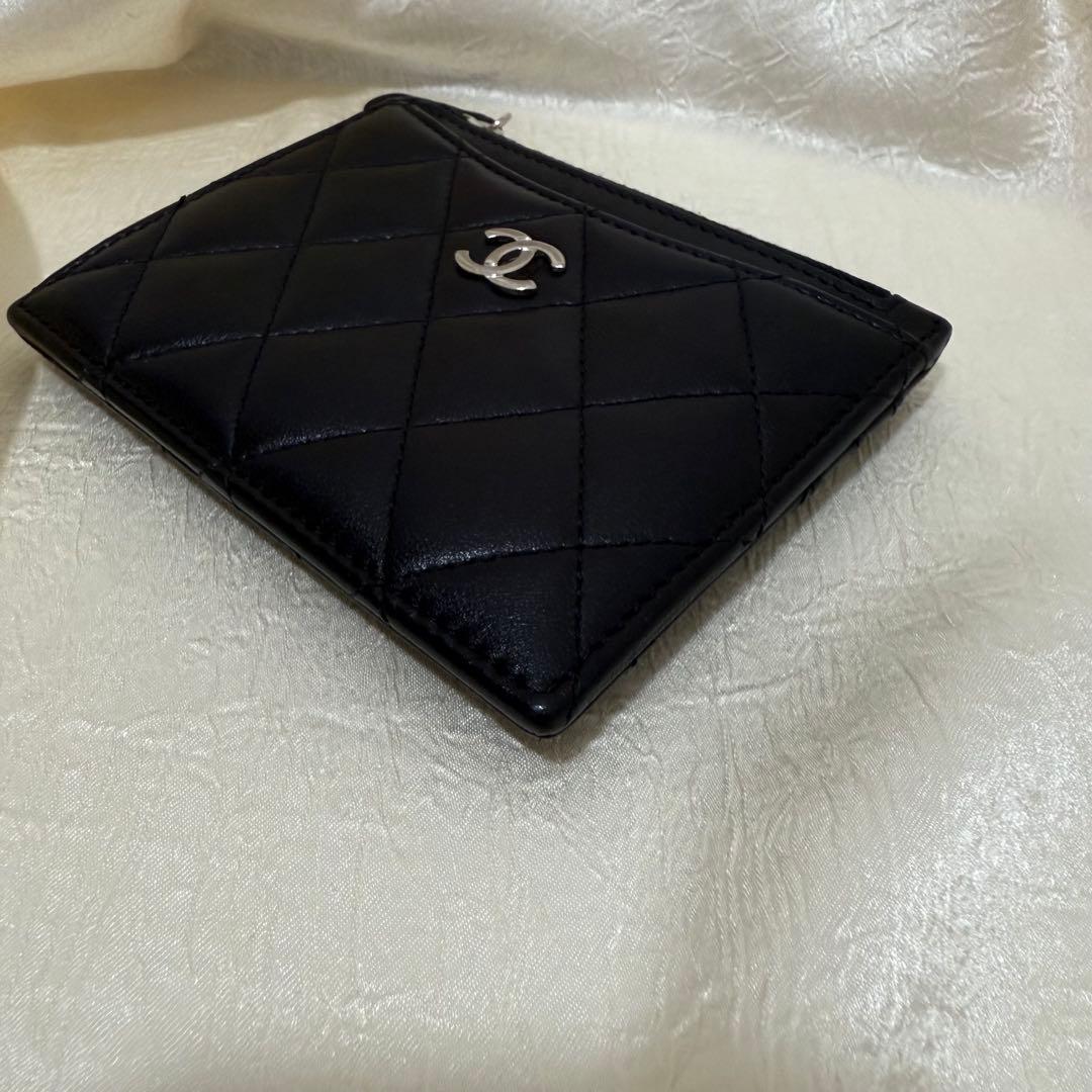 CHANELシャネル ココマーク マトラッセ ラムスキン カードケース 財布