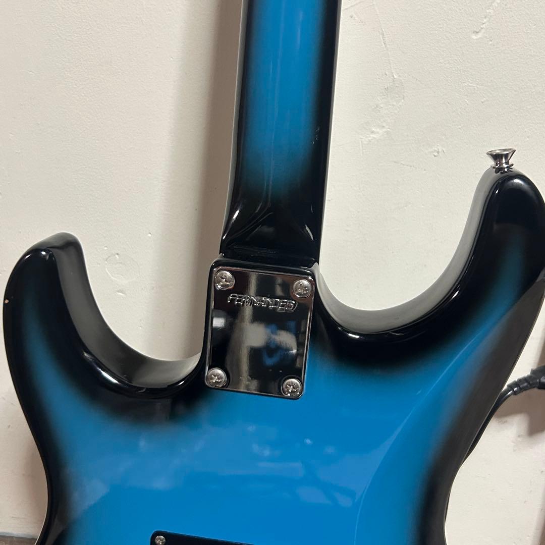 希少カラー Fernandes SSH-40 BBS ストラトキャスターアーム付