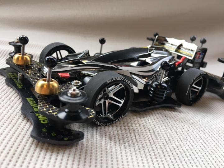 ミニ四駆 エアロアバンテ ブラック メタリック フルカスタム  1 作成中