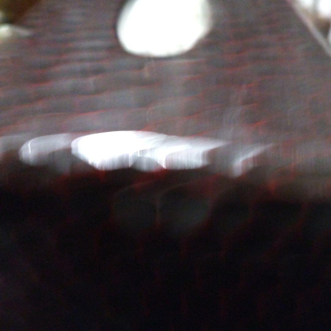 鎌倉彫木製ティッシュボックス 赤黒波模様