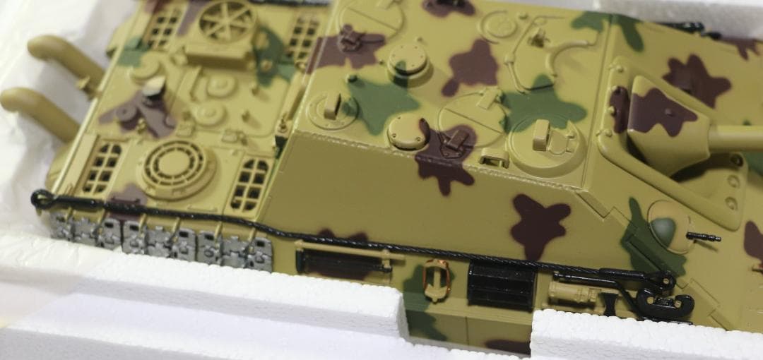 貴重ミニチャンプス製 　ヤクートパンター　1/35　 中古品