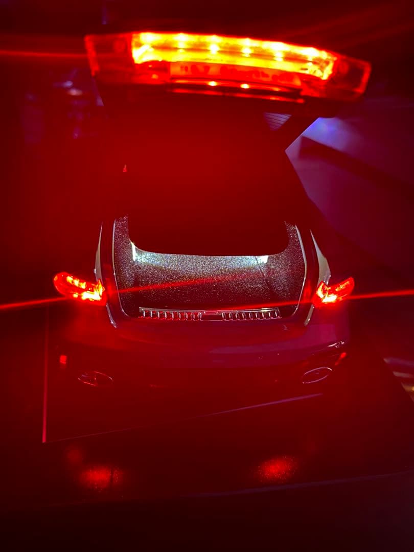 1/18 アウディ 合金ミニカー ライト音付 リモコンキー有