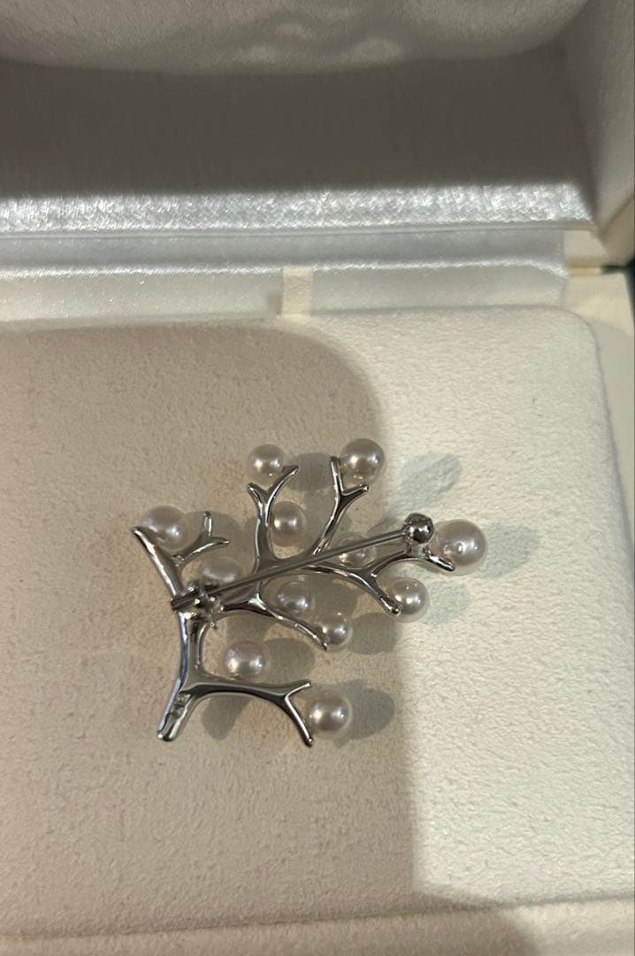 最終価格MIKIMOTO ミキモトブローチ 幸福の木 Kofuku no ki - メルカリ