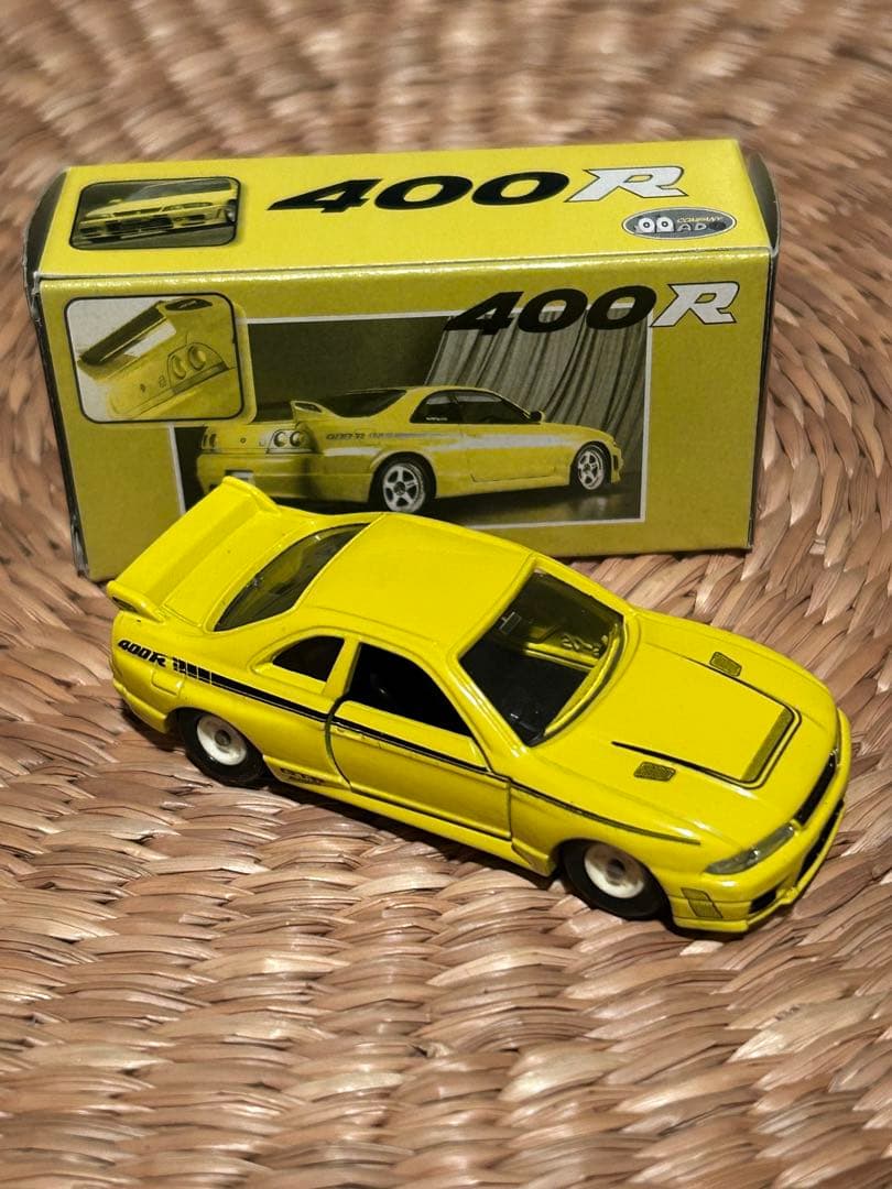 トミカ　日産スカイラインGTR R33 アイアイアド特注400R