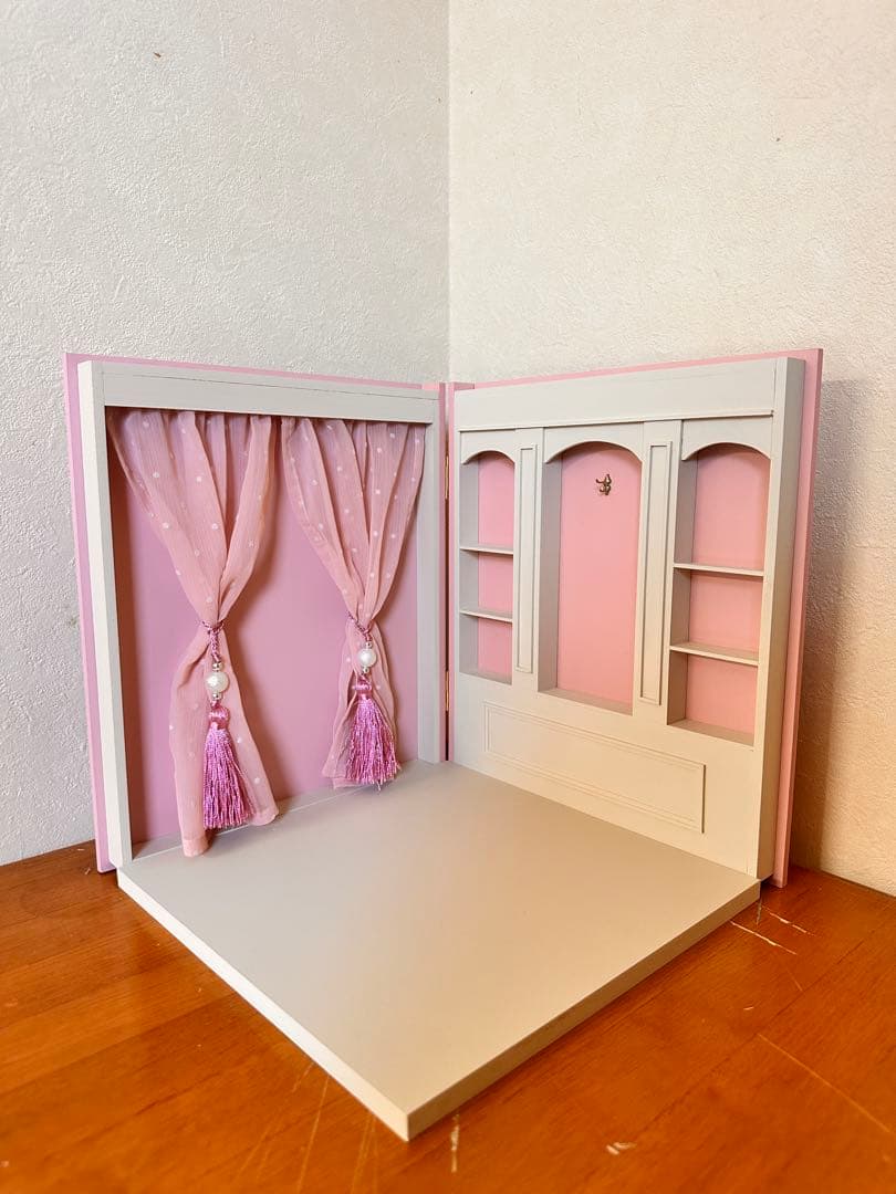 い*︎様 本型ドールハウス・机と椅子
