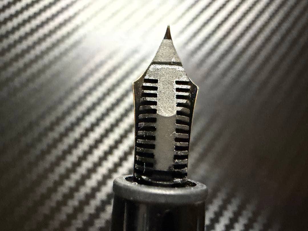 美品 モンブラン マイスターシュテュック 146 14C 全金 EF 万年筆