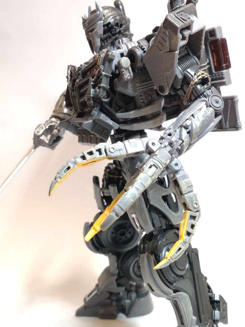 トランスフォーマー　SS-109 スカージ　ビースト覚醒