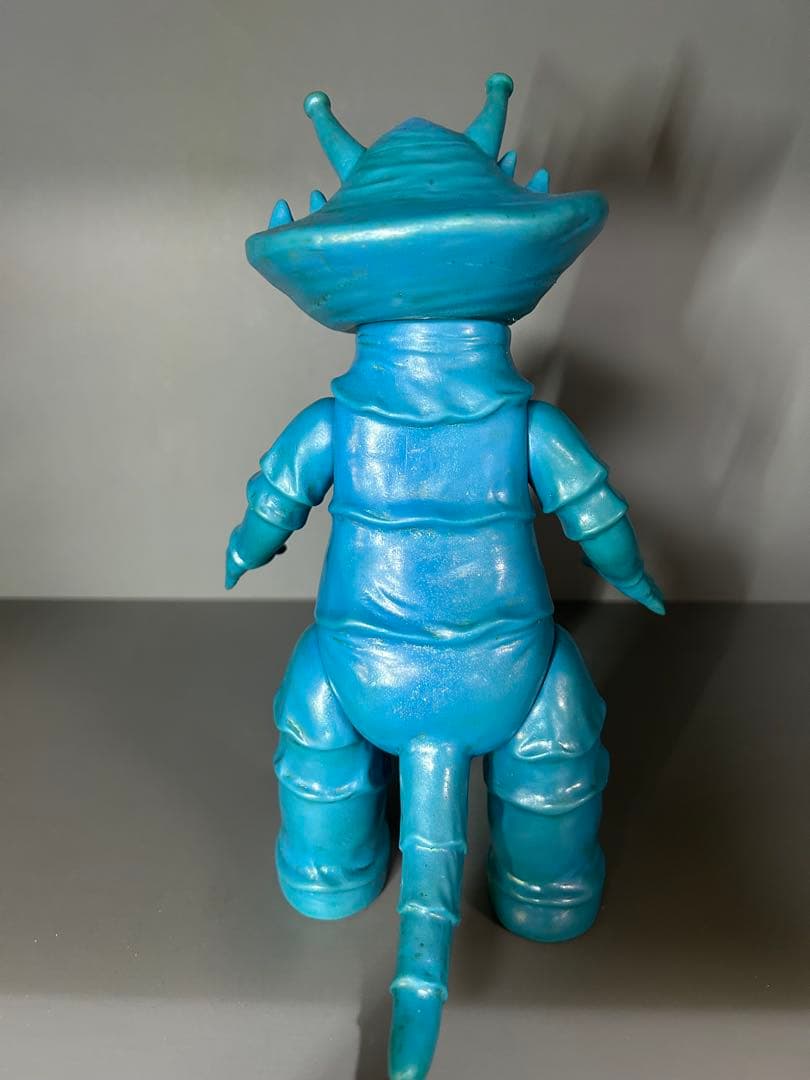 断捨離マン　カネゴン　マルサン　円谷プロ