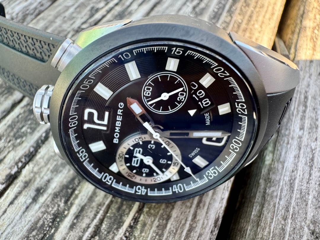 BOMBERG ボンバーグ クォーツ クロノグラフ 腕時計