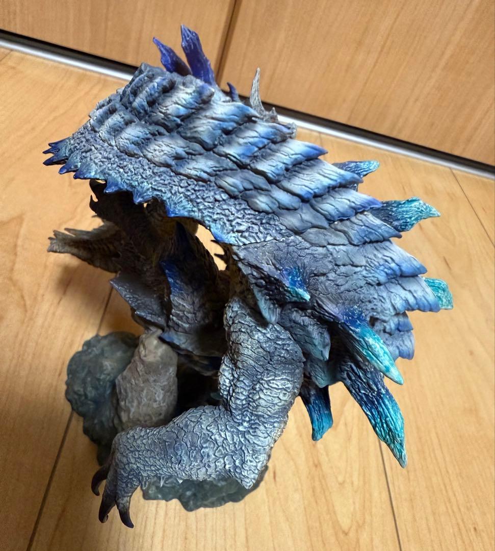 カプコンフィギュアビルダー クリエイターズモデル 白海竜 ラギアクルス亜種