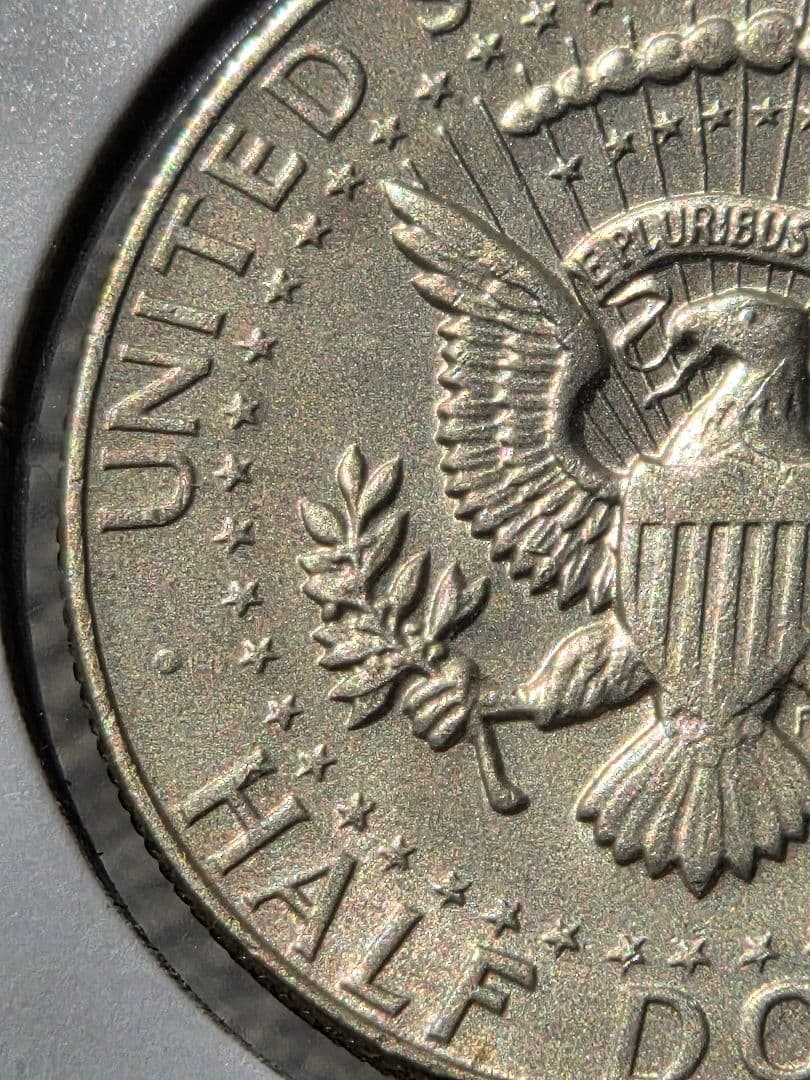 稀少な状態)アメリカ合衆国 ケネディ大統領 ハーフダラー銀貨 1966