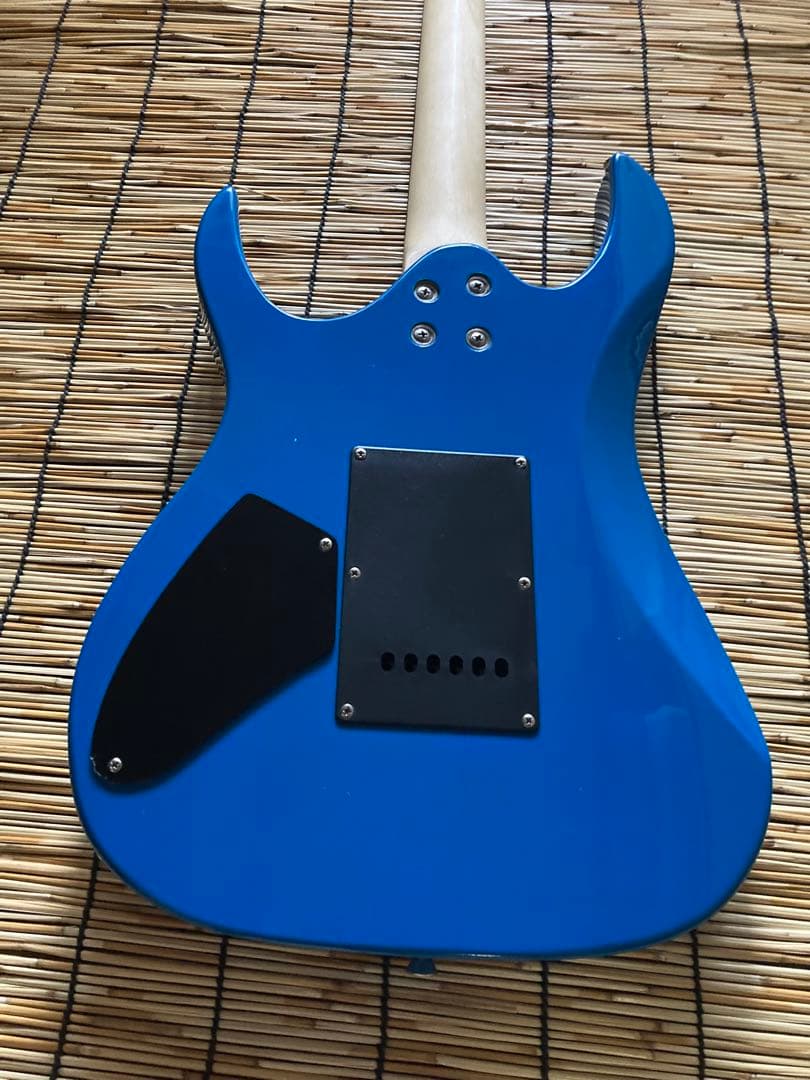 ☆最終値下☆美品珍品　24フレット仕様 モディファイしたHSH IRIN ST